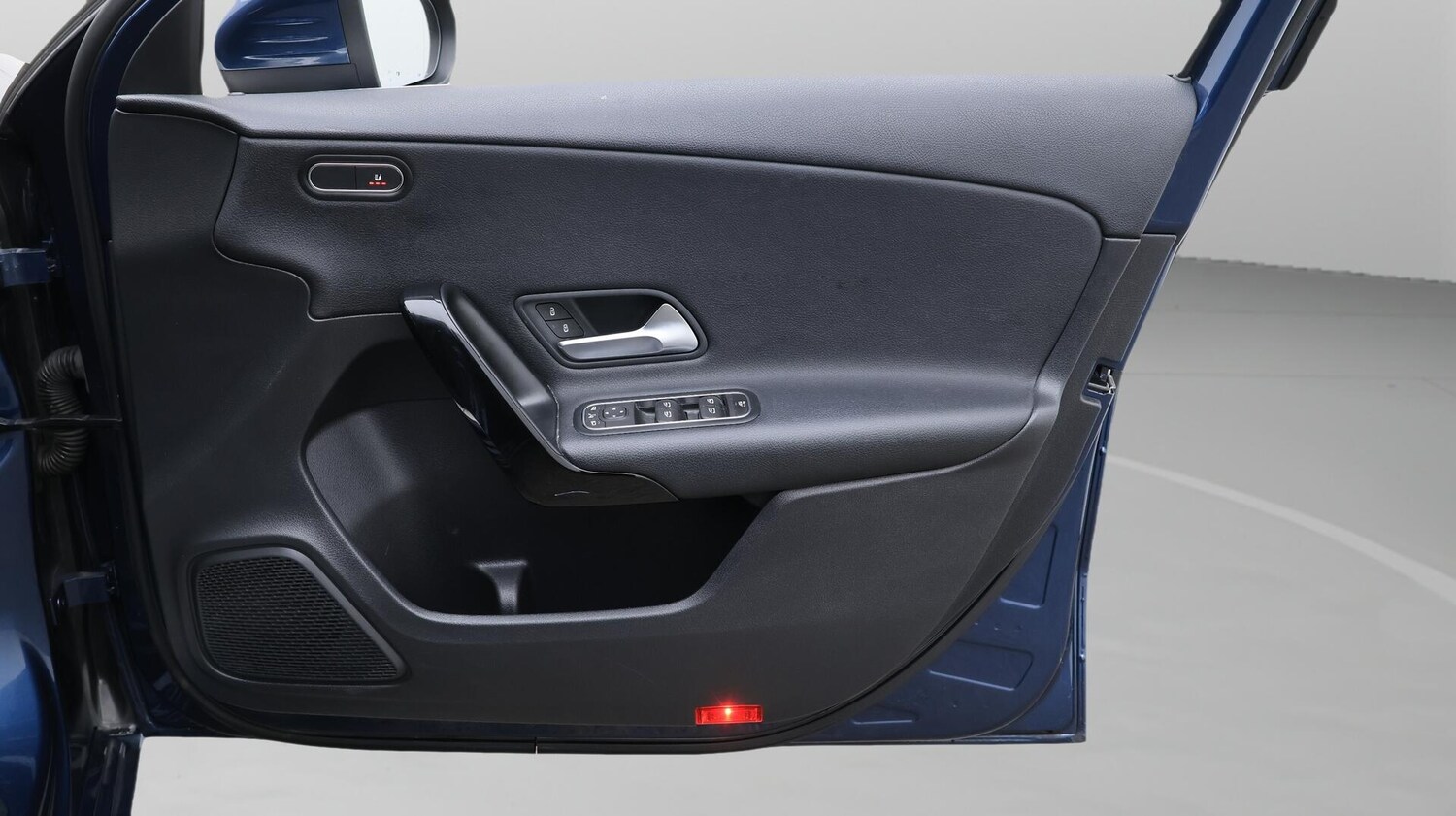 Used Mercedes-Benz A-Class 2019 for sale - 76325984: Photo 16