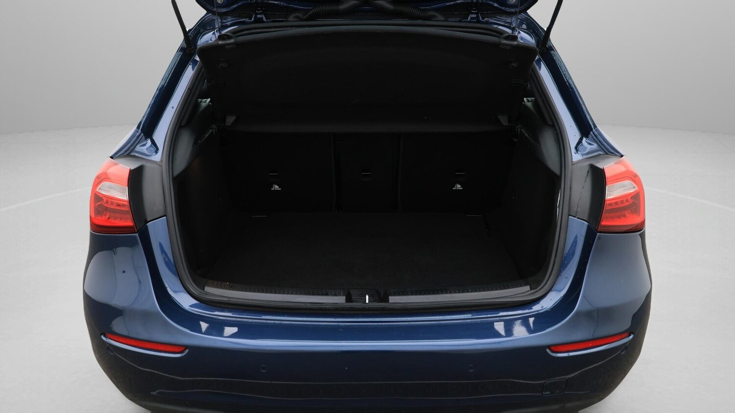 Used Mercedes-Benz A-Class 2019 for sale - 76325984: Photo 18