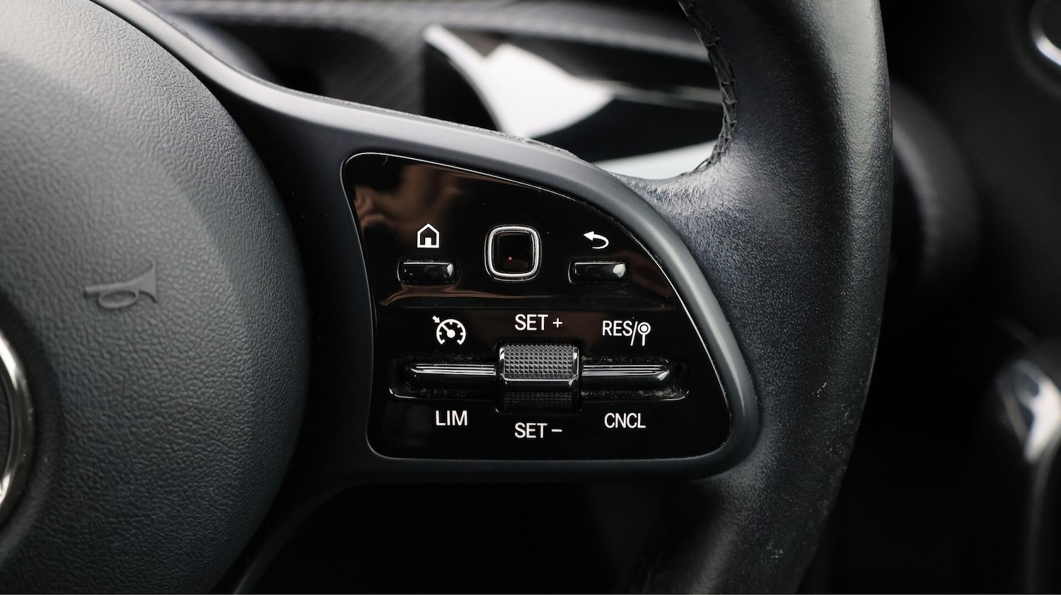 Used Mercedes-Benz A-Class 2019 for sale - 76325984: Photo 25