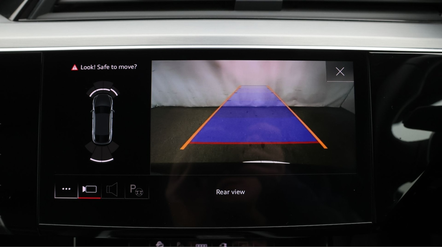 Used Audi e-tron 2022 for sale - 77749629: Photo 24