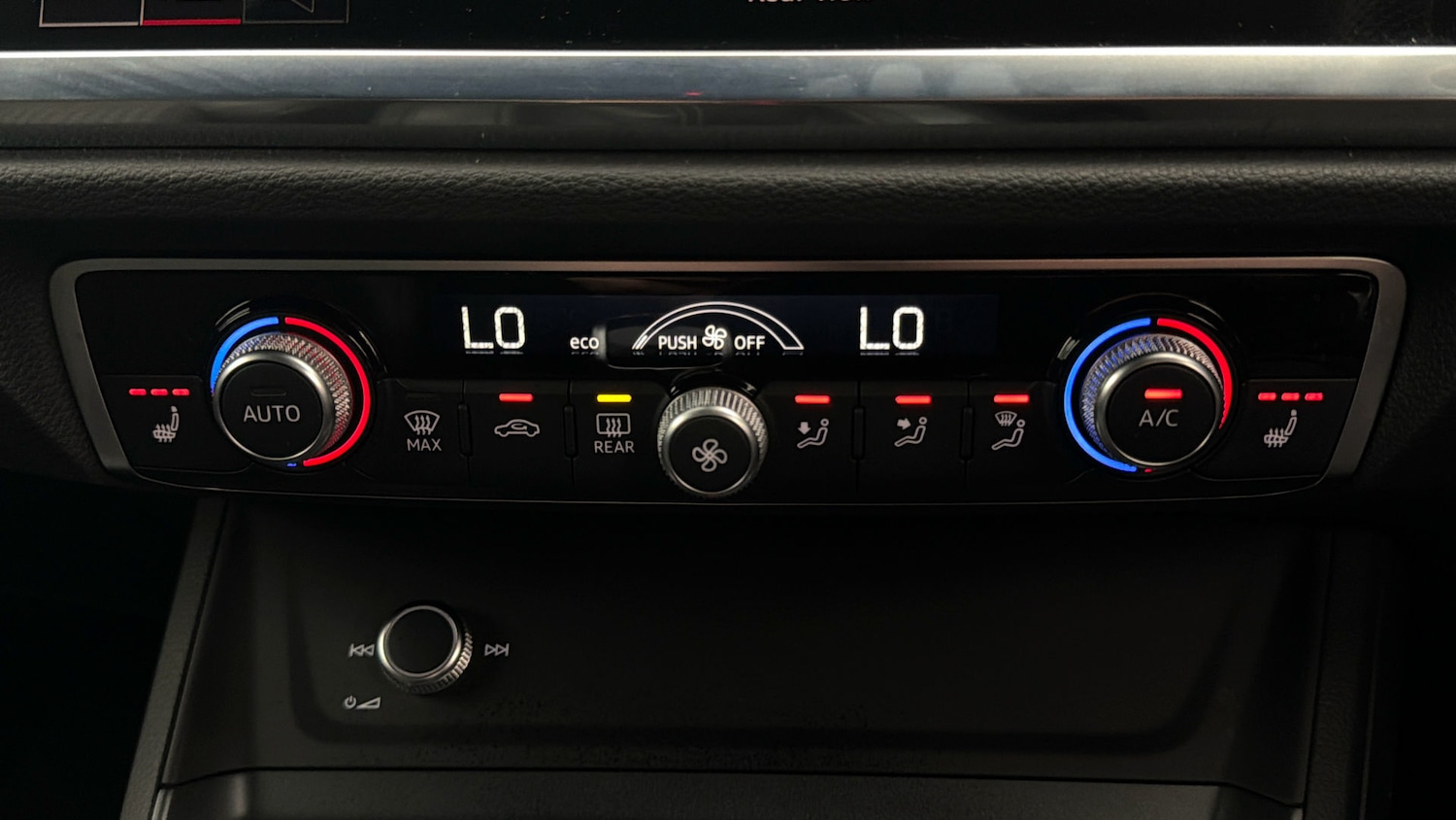 Used Audi Q3 for sale - 77831181: Photo 11