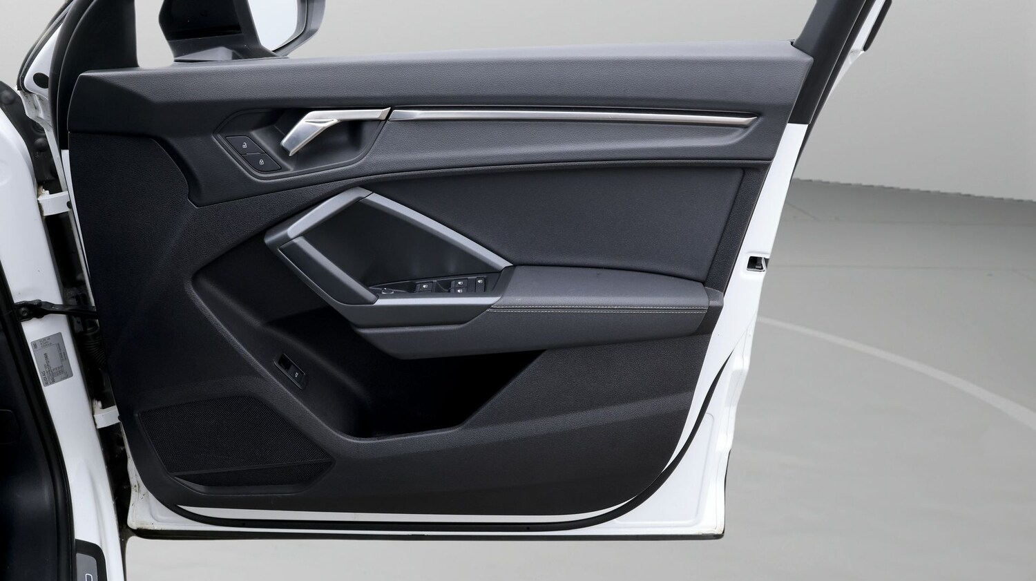 Used Audi Q3 for sale - 77298727: Photo 15