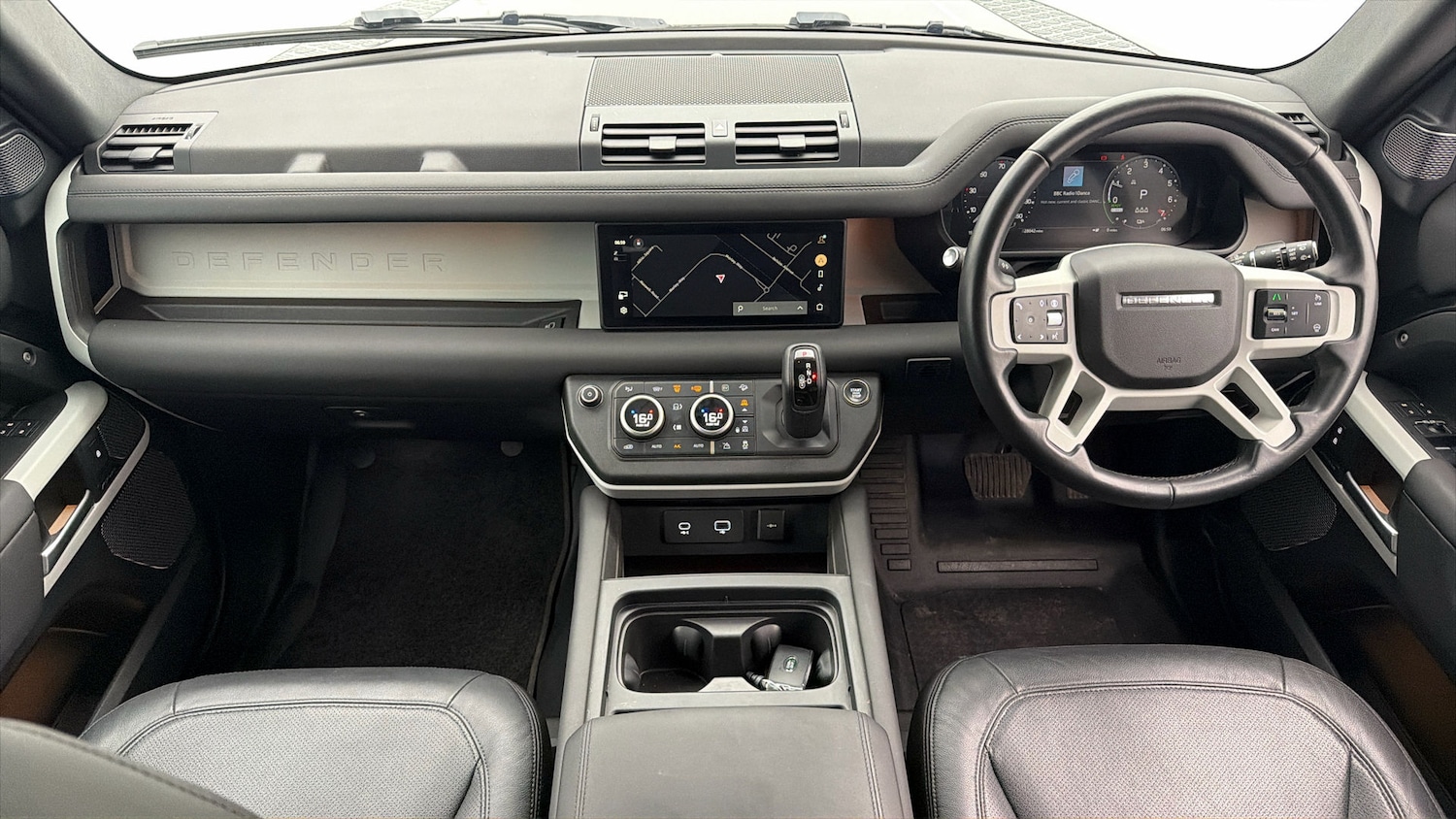 Used Land Rover Defender 2024 for sale - 77965766: Photo 12