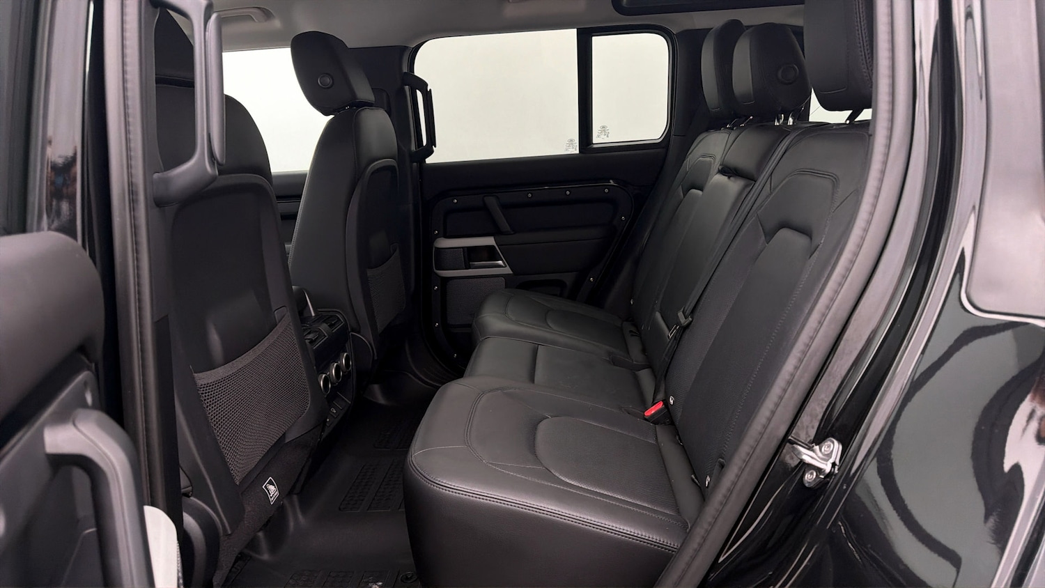 Used Land Rover Defender 2024 for sale - 77965766: Photo 15