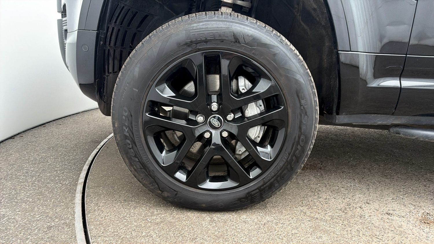 Used Land Rover Defender 2024 for sale - 77965766: Photo 17