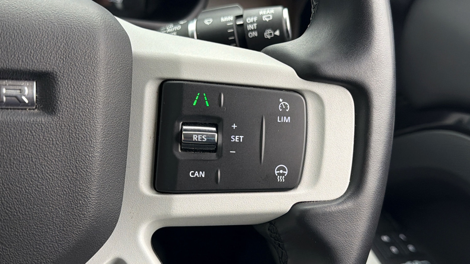 Used Land Rover Defender 2024 for sale - 77965766: Photo 22