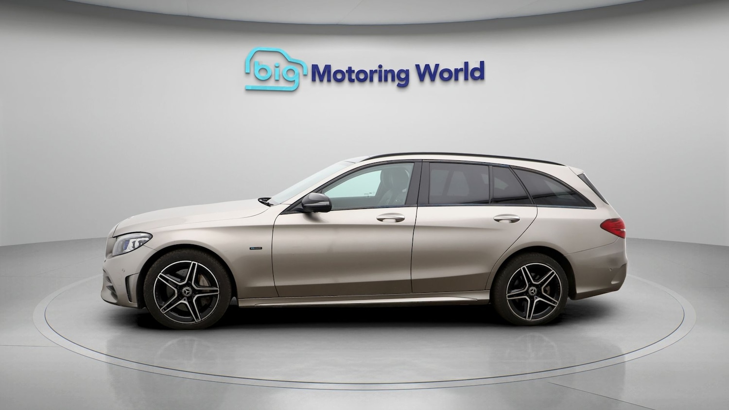 Used Mercedes-Benz C Class 2021 for sale - 77872346: Photo 4