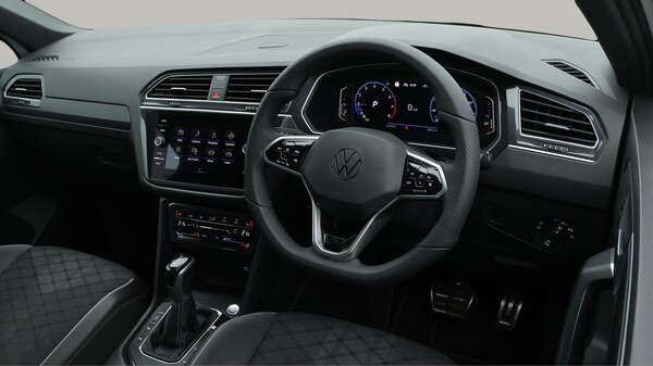 Used Volkswagen Tiguan 2022 for sale - 76240183: Photo 10