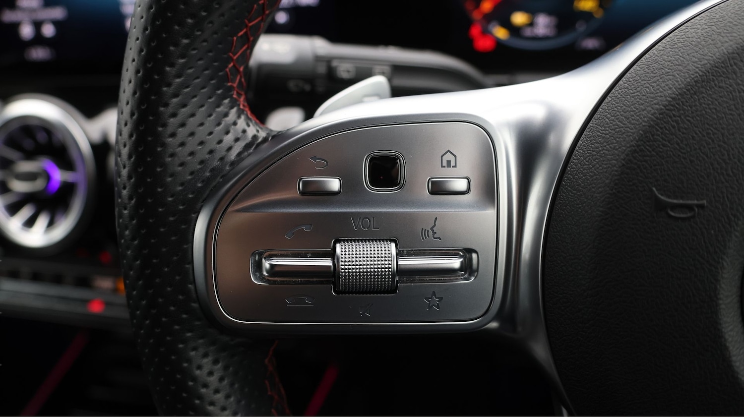 Used Mercedes-Benz EQA 2022 for sale - 77610186: Photo 23