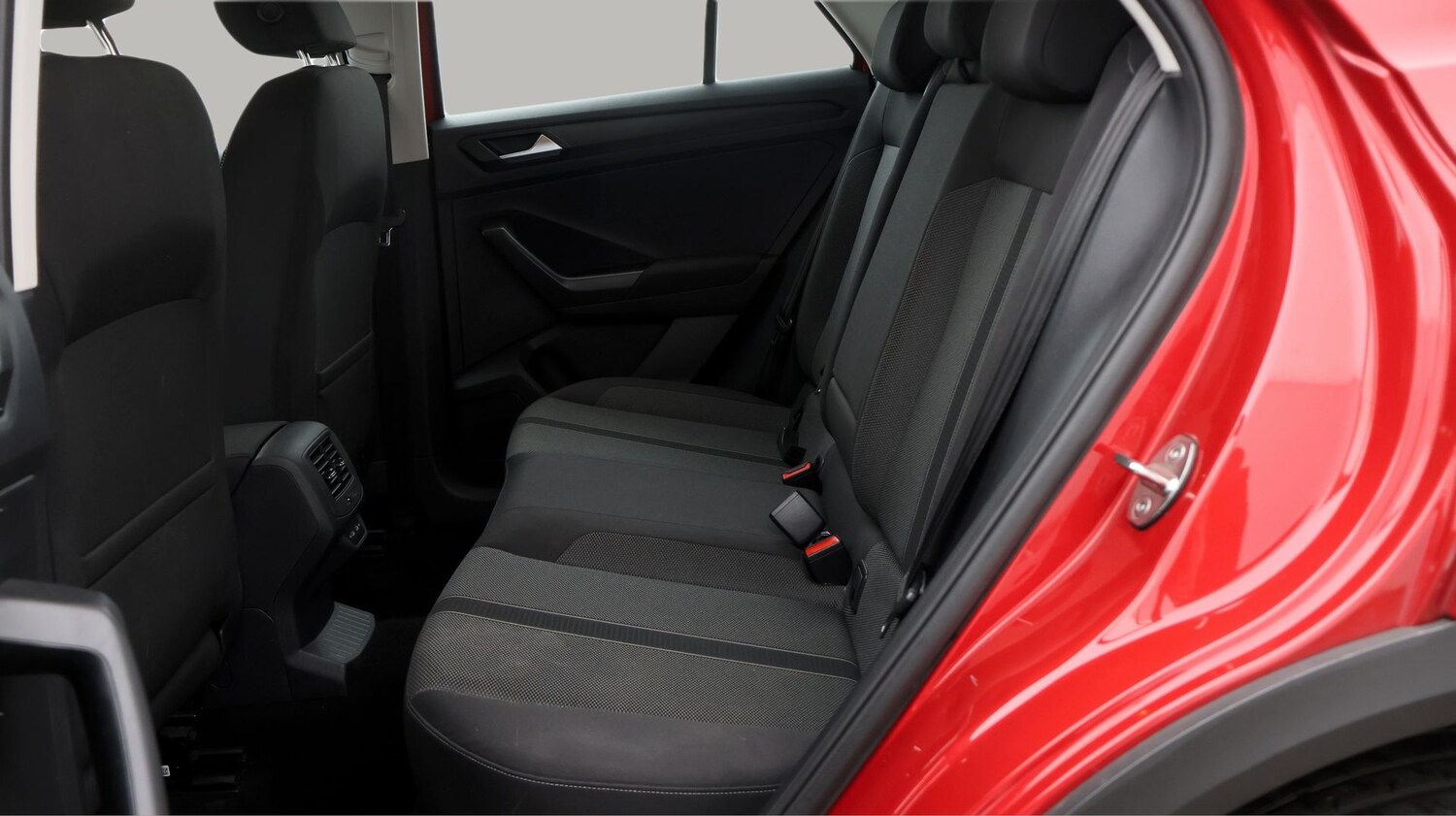 Used Volkswagen T-Roc 2023 for sale - 77746140: Photo 16