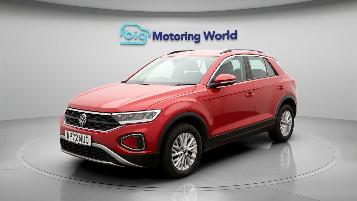 Used Volkswagen T-Roc 2023 for sale - 77746140: Photo 3