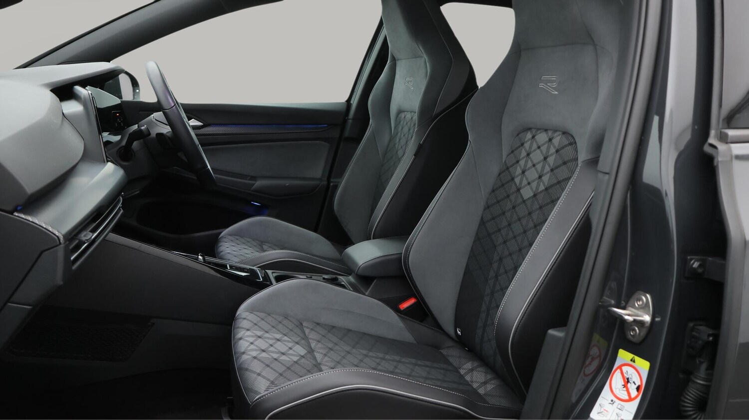 Used Volkswagen Golf 2023 for sale - 75941233: Photo 21