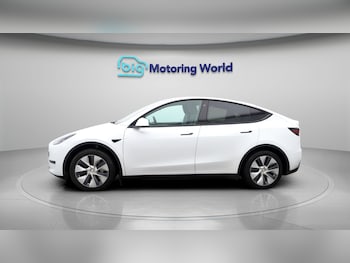 Used Tesla Model Y 2024 for sale - 77195144: Photo