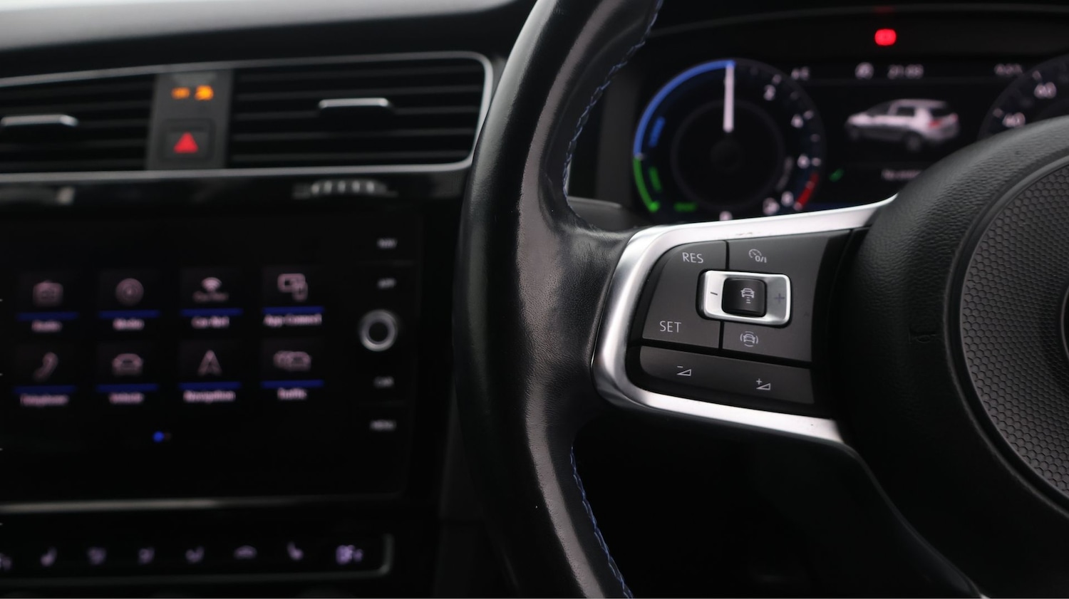 Used Volkswagen Golf 2020 for sale - 77931403: Photo 23