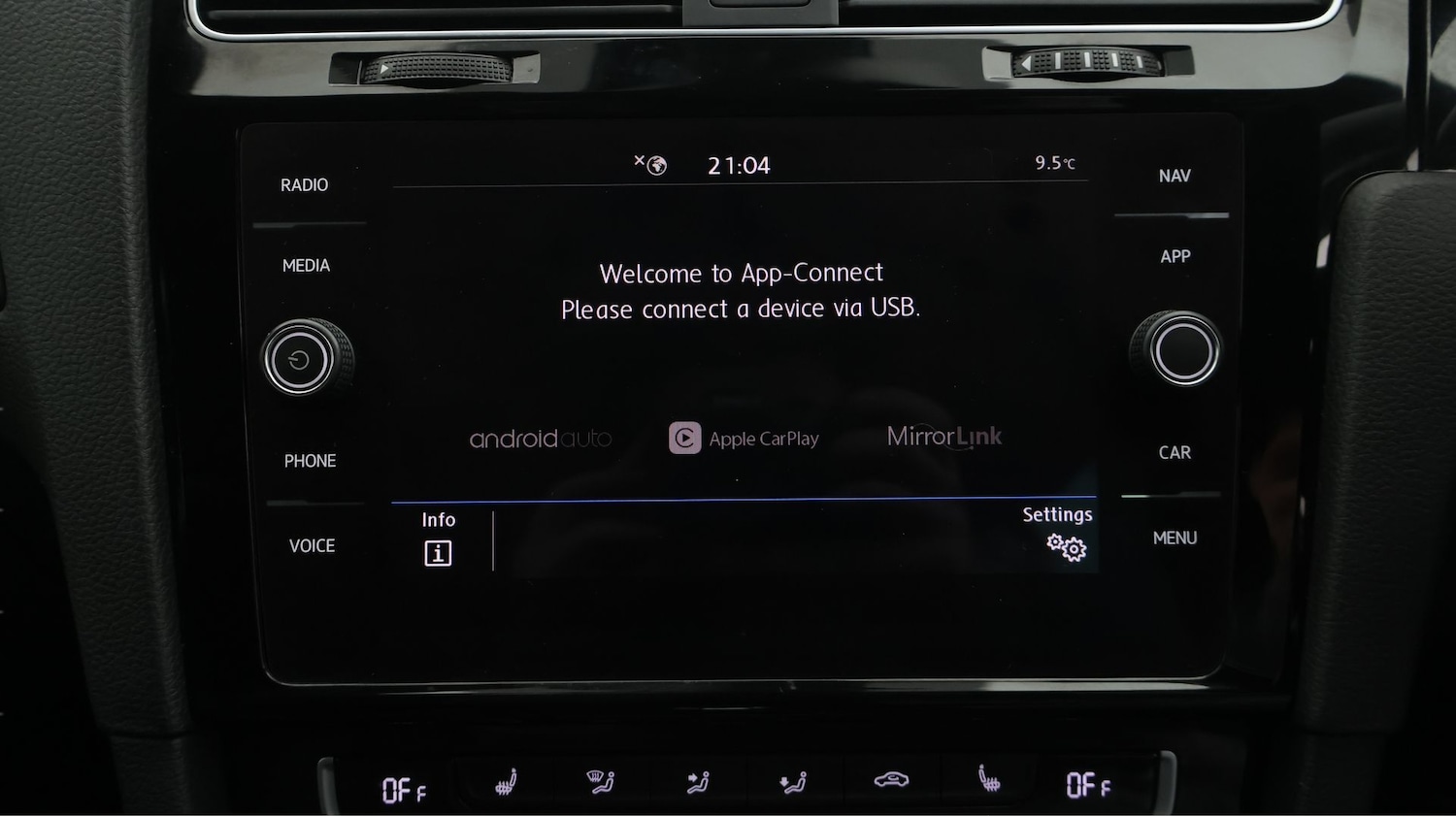 Used Volkswagen Golf 2020 for sale - 77931403: Photo 24