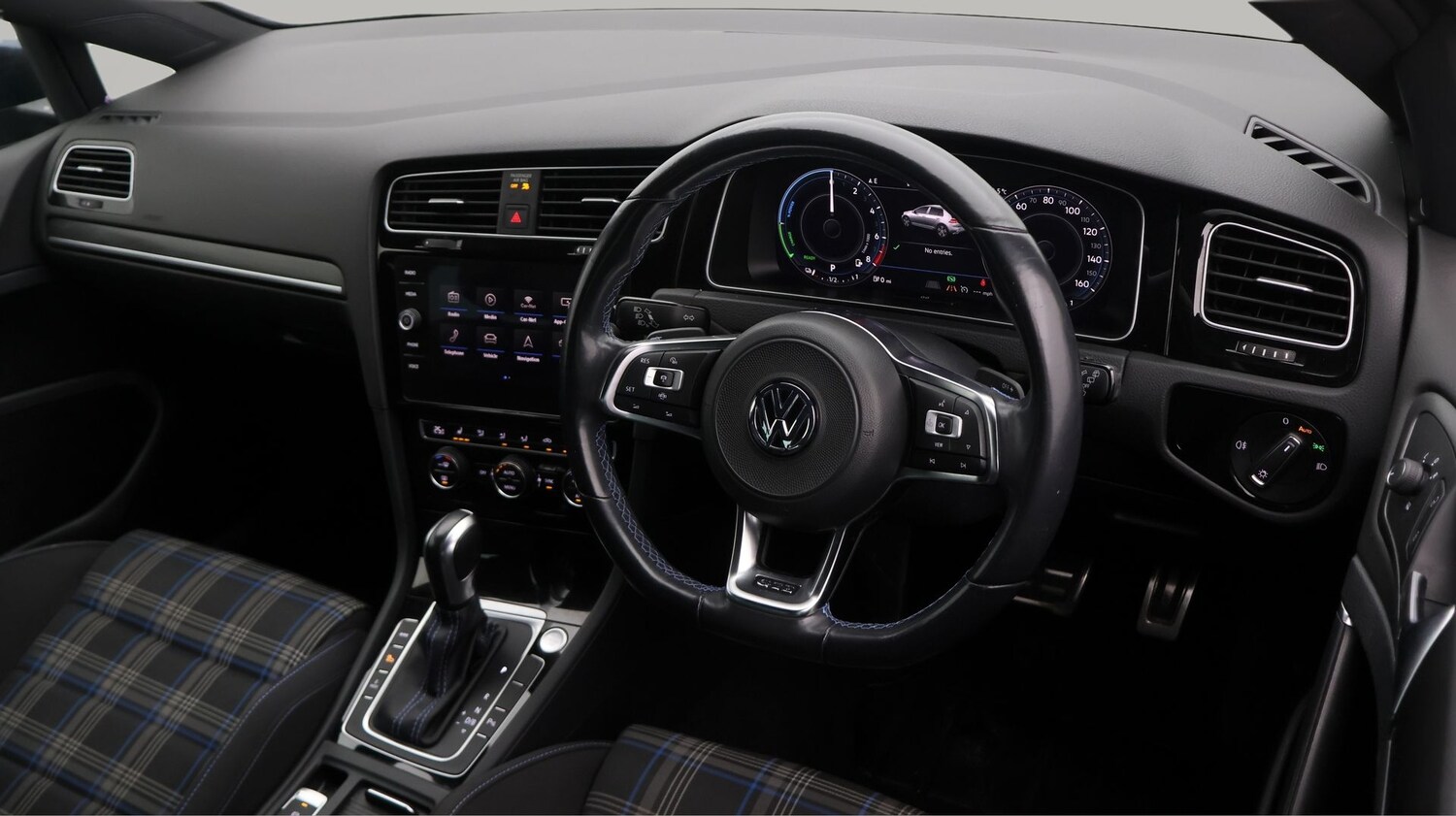 Used Volkswagen Golf 2020 for sale - 77931403: Photo 9