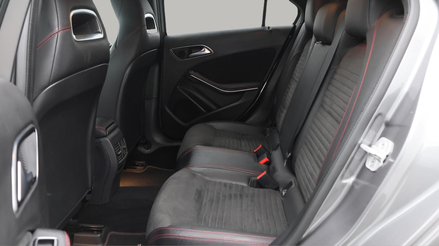 Used Mercedes-Benz A-Class 2018 for sale - 76432348: Photo 17