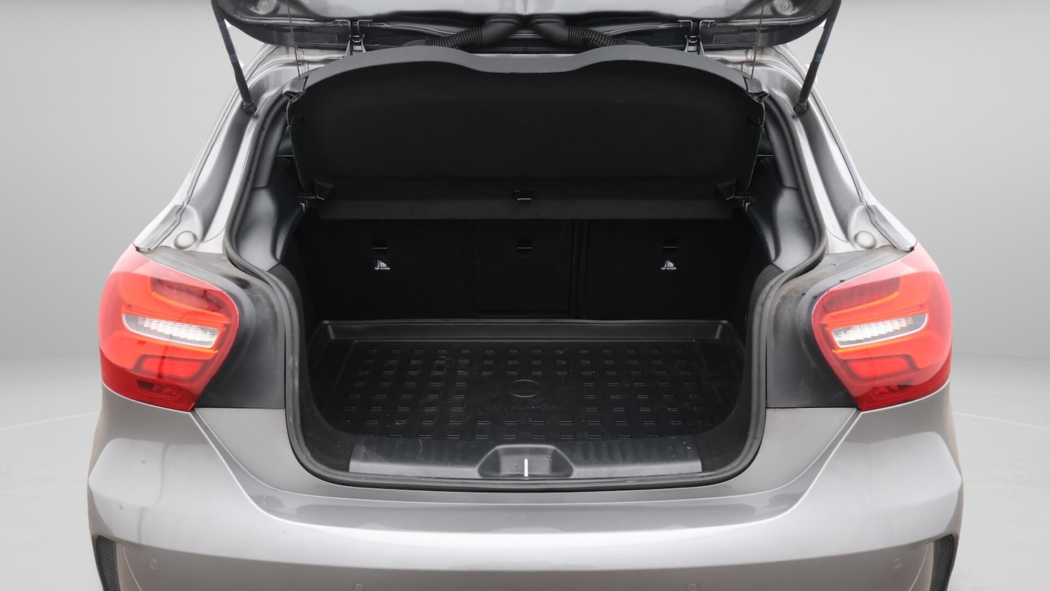 Used Mercedes-Benz A-Class 2018 for sale - 76432348: Photo 18