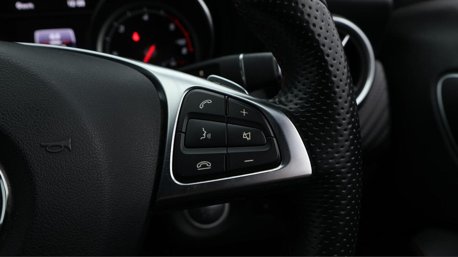 Used Mercedes-Benz A-Class 2018 for sale - 76432348: Photo 26