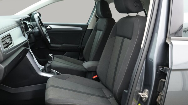 Used Volkswagen T-Roc 2022 for sale - 76215534: Photo 15