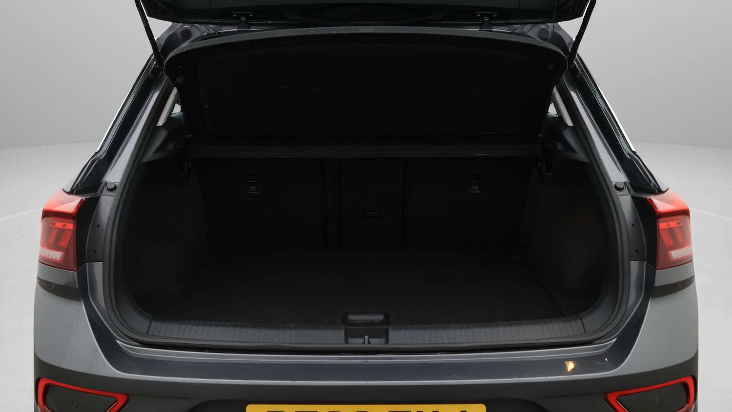 Used Volkswagen T-Roc 2022 for sale - 76215534: Photo 18