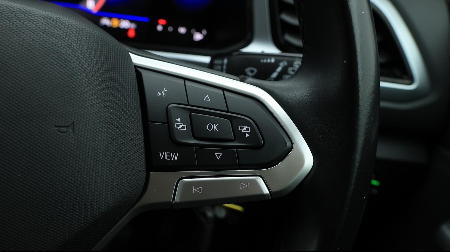 Used Volkswagen T-Roc 2022 for sale - 76215534: Photo 25