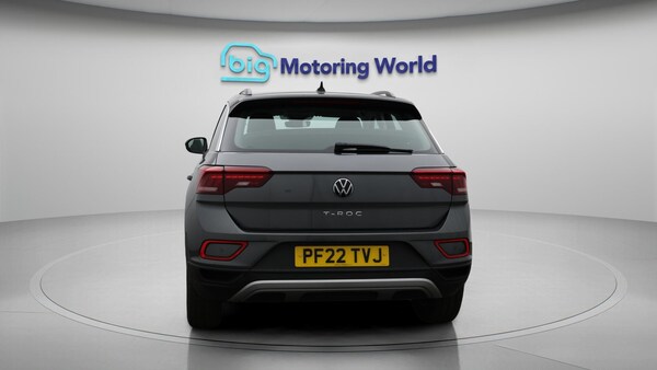 Used Volkswagen T-Roc 2022 for sale - 76215534: Photo 7