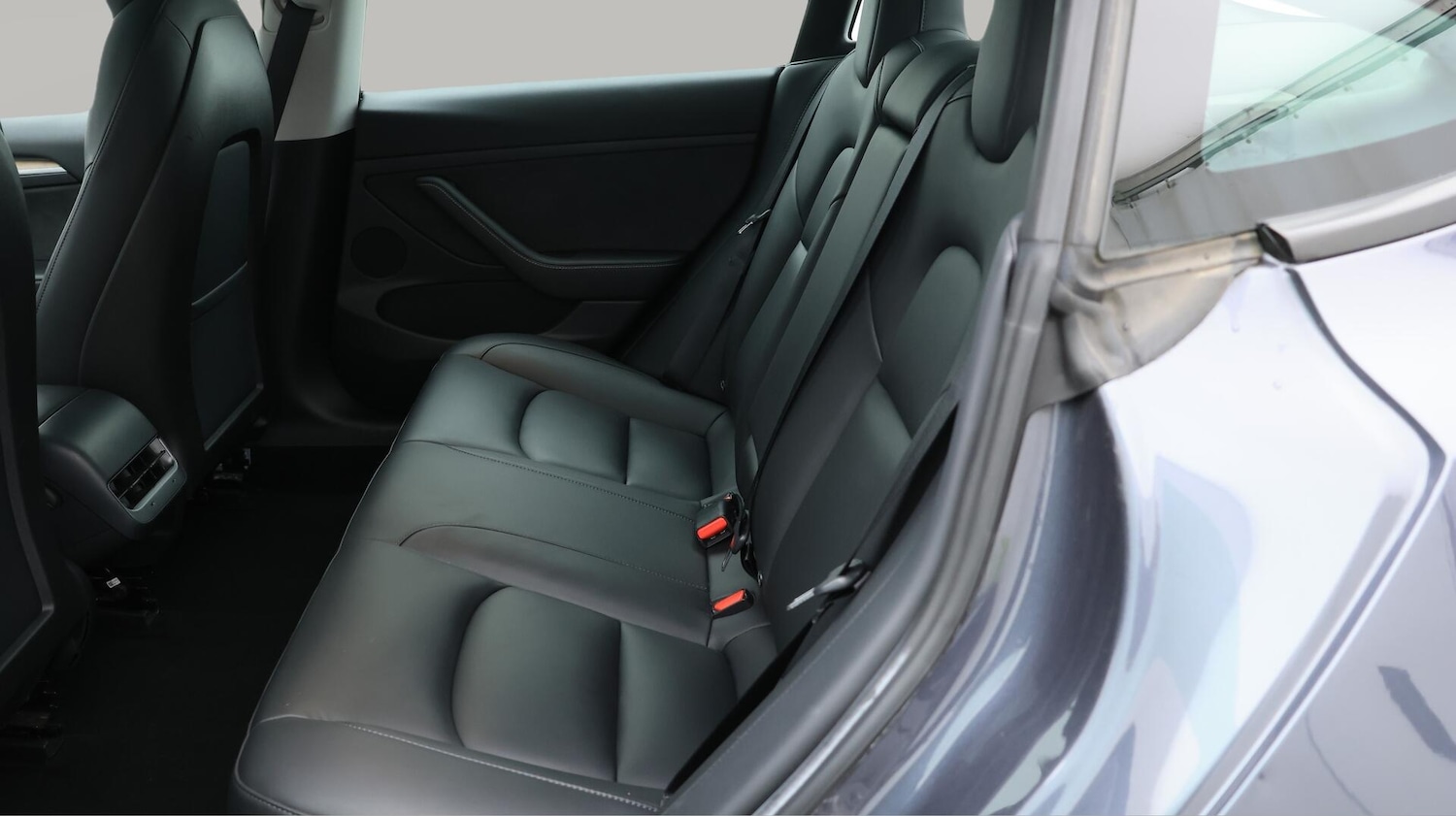 Used Tesla Model 3 2021 for sale - 76151112: Photo 25