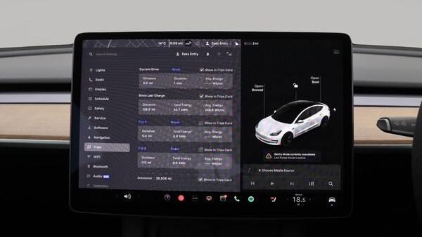 Used Tesla Model 3 2021 for sale - 76327369: Photo 11