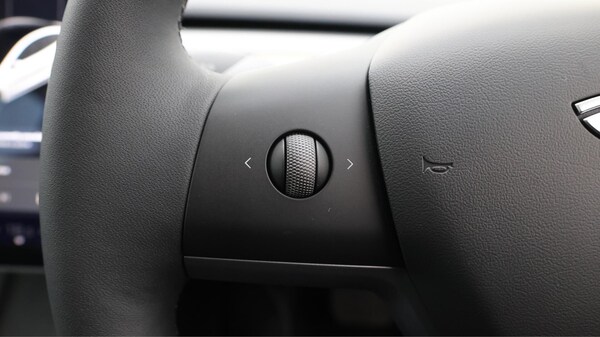 Used Tesla Model 3 2021 for sale - 76327369: Photo 23
