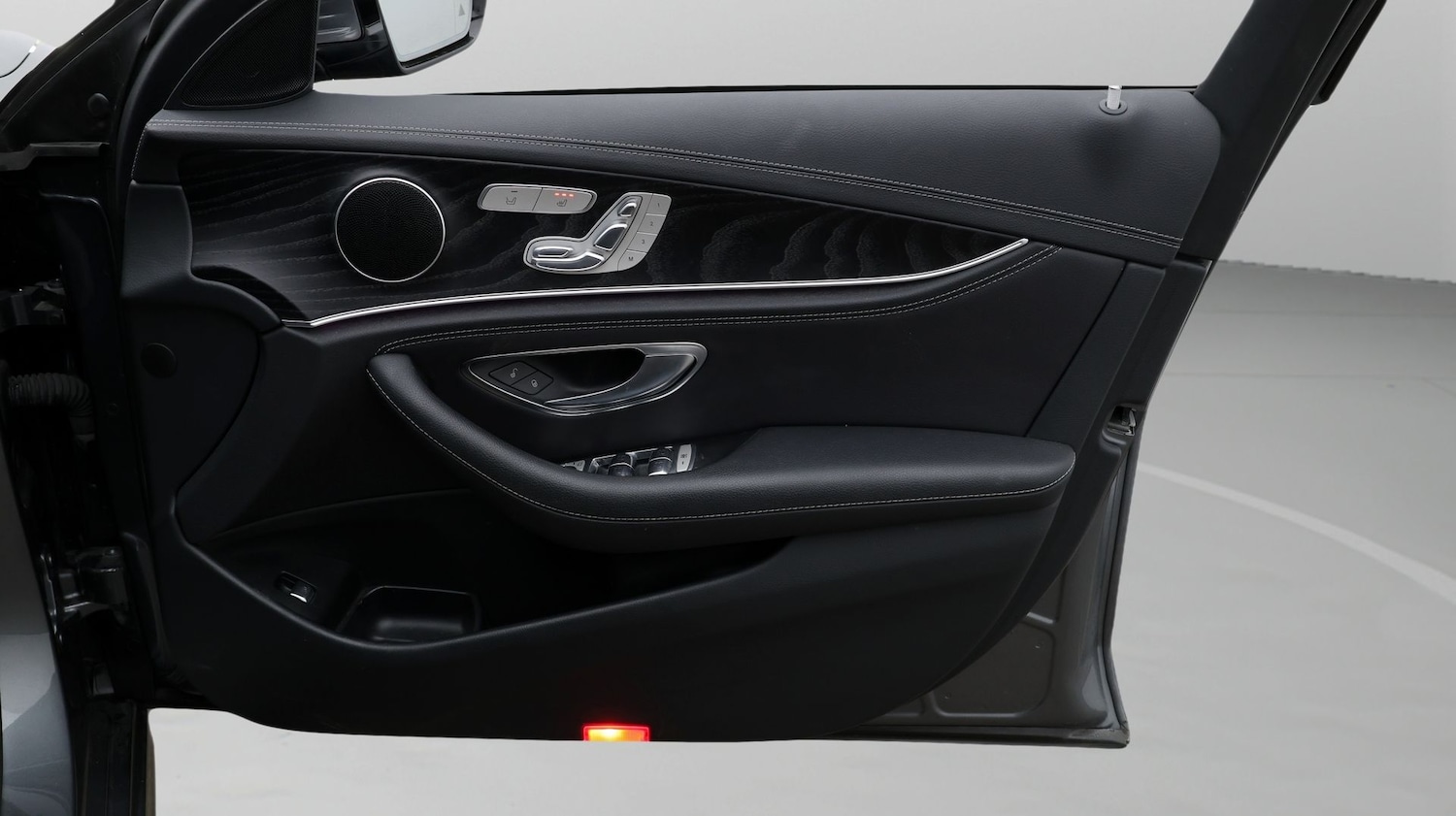 Used Mercedes-Benz E Class 2019 for sale - 77365502: Photo 15