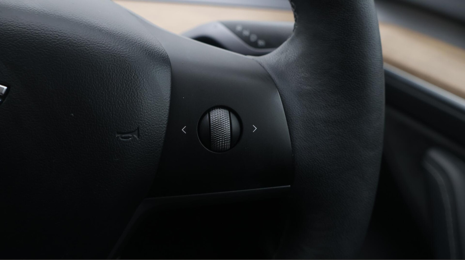 Used Tesla Model 3 2021 for sale - 76446890: Photo 24