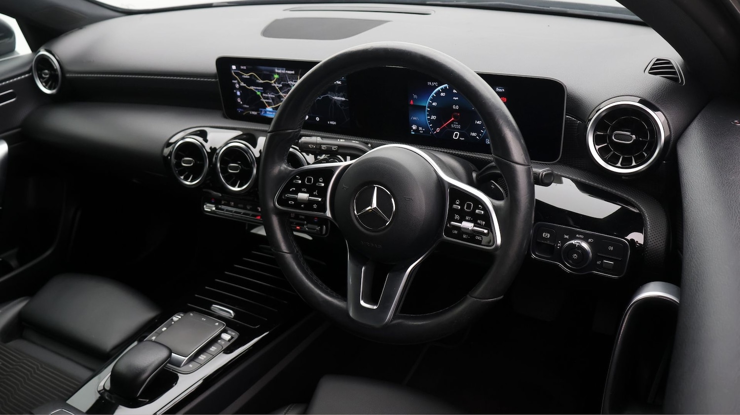 Used Mercedes-Benz A-Class 2020 for sale - 77324587: Photo 9