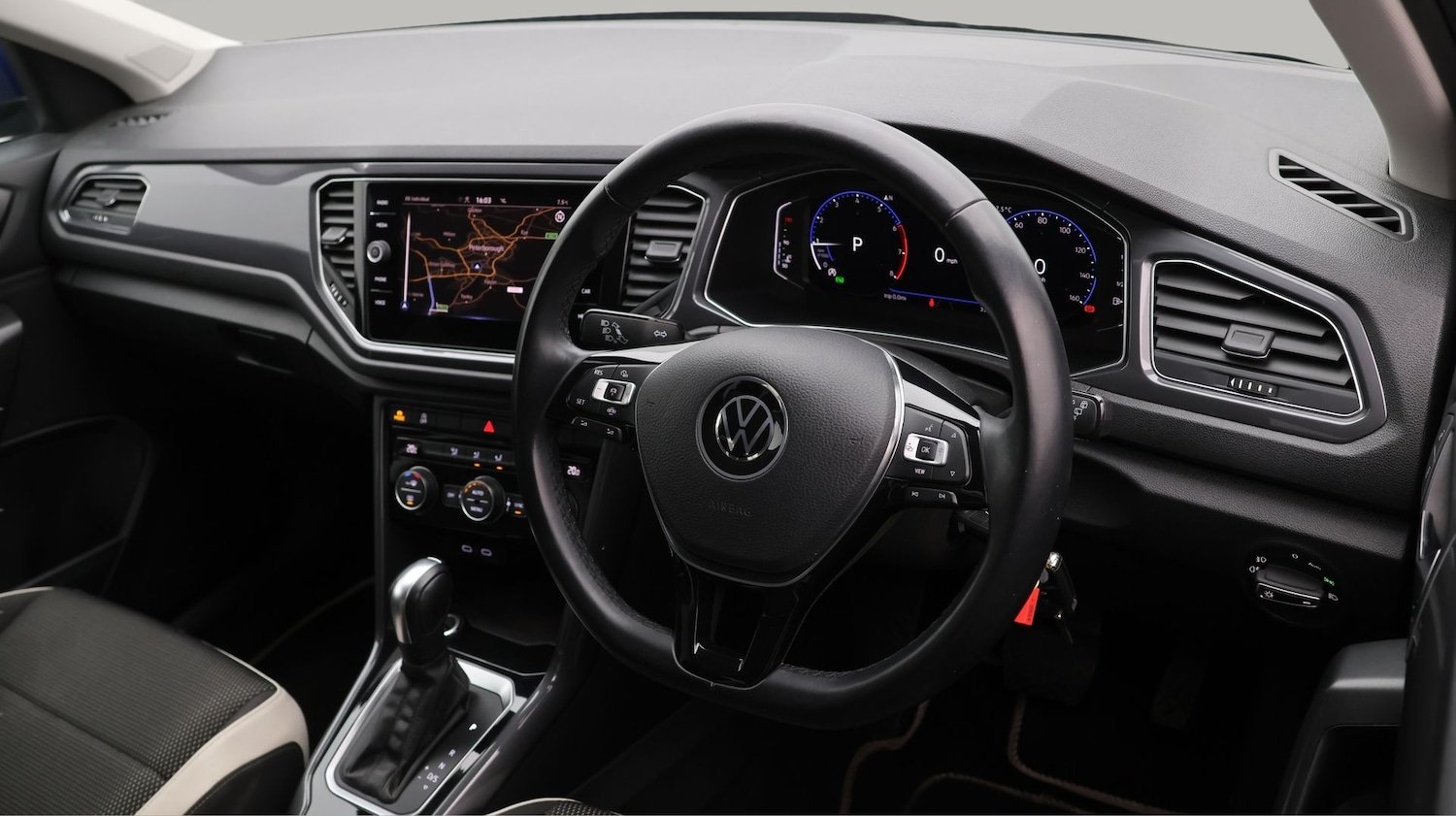 Used Volkswagen T-Roc 2021 for sale - 77541764: Photo 9