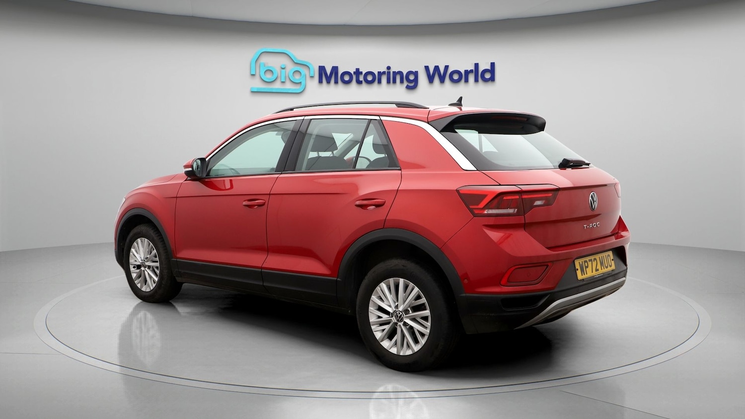 Used Volkswagen T-Roc 2023 for sale - 77475538: Photo 5