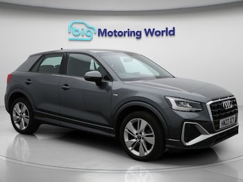 Audi - Q2