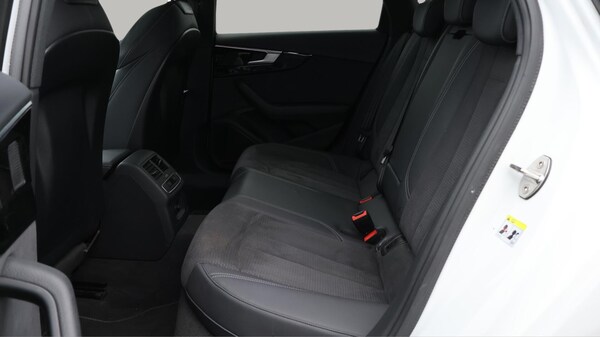 Used Audi A4 Avant 2021 for sale - 75809919: Photo 17