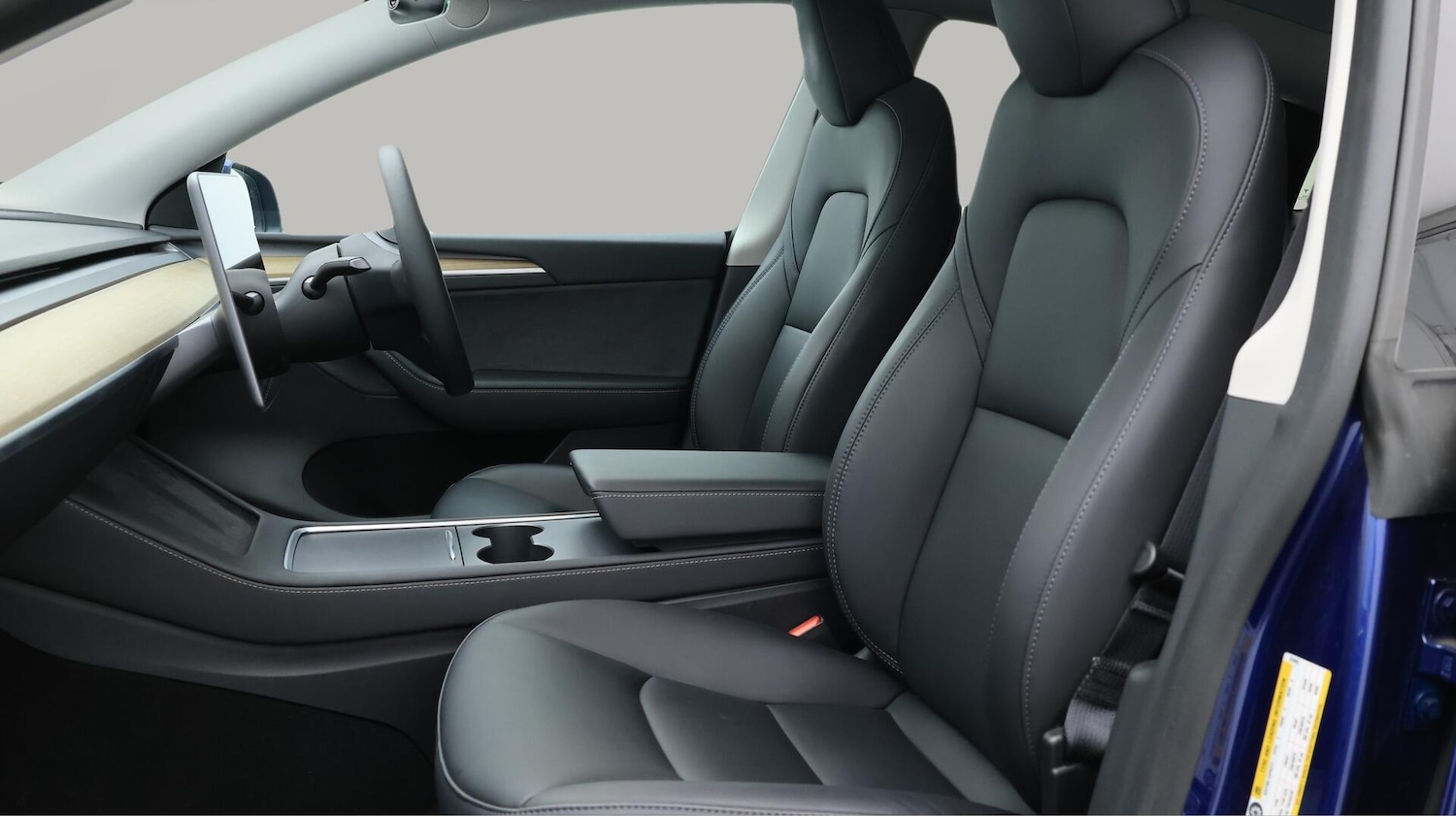 Used Tesla Model Y 2023 for sale - 76043369: Photo 15