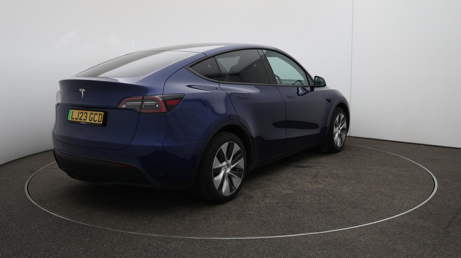 Used Tesla Model Y 2023 for sale - 76043369: Photo 54