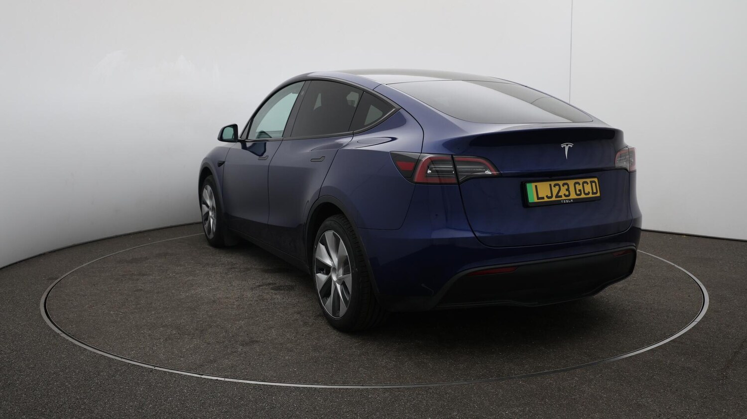 Used Tesla Model Y 2023 for sale - 76043369: Photo 61