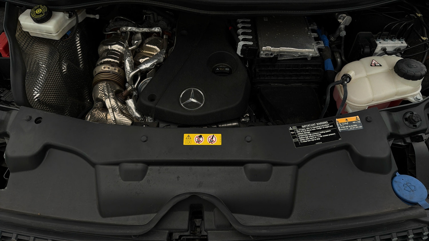 Used Mercedes-Benz V-Class 2023 for sale - 78031499: Photo 18