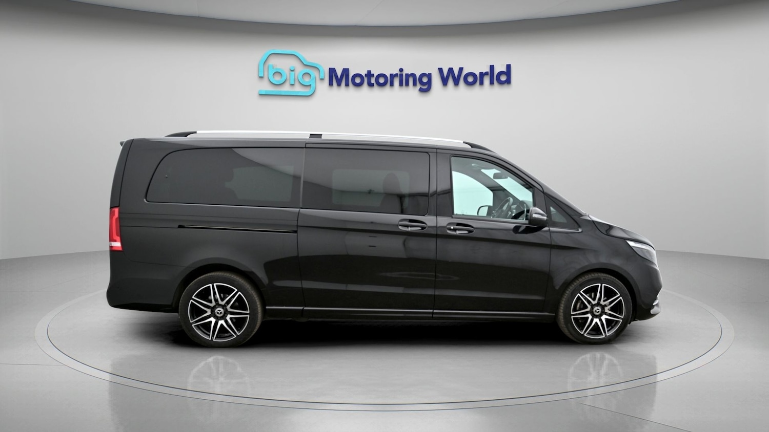 Used Mercedes-Benz V-Class 2023 for sale - 78031499: Photo 8