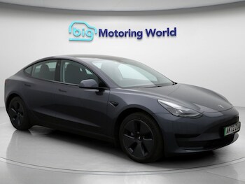 Tesla - Model 3