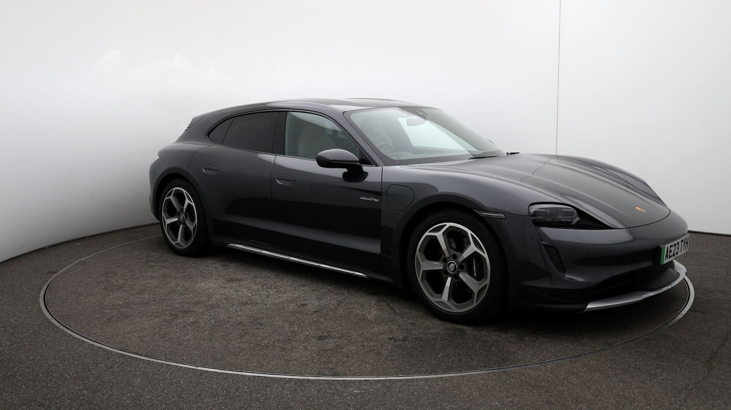 Used Porsche Taycan 2023 for sale - 76811480: Photo 36