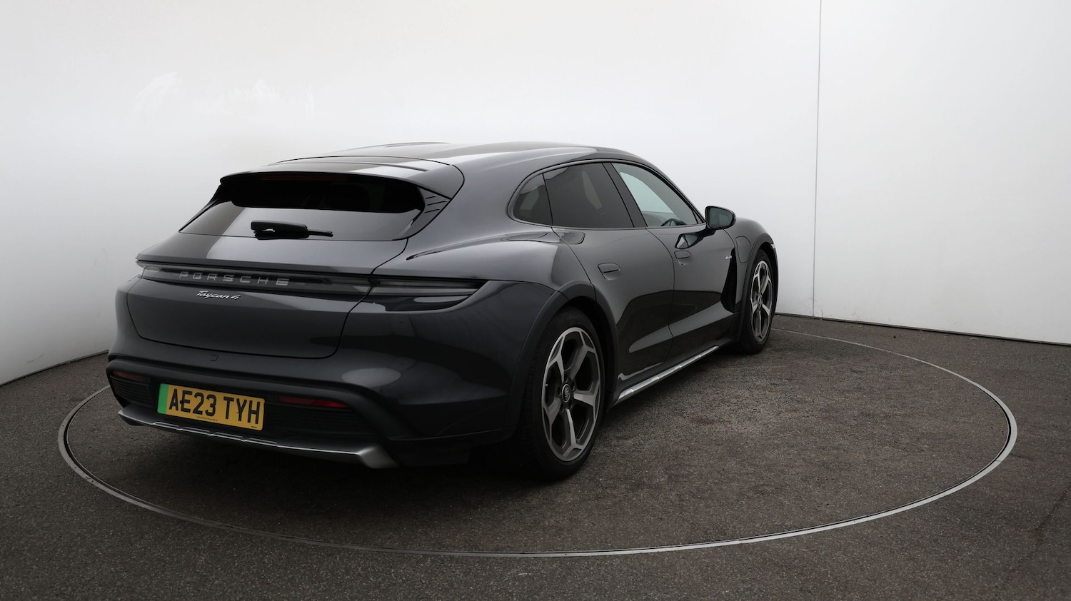 Used Porsche Taycan 2023 for sale - 76811480: Photo 47