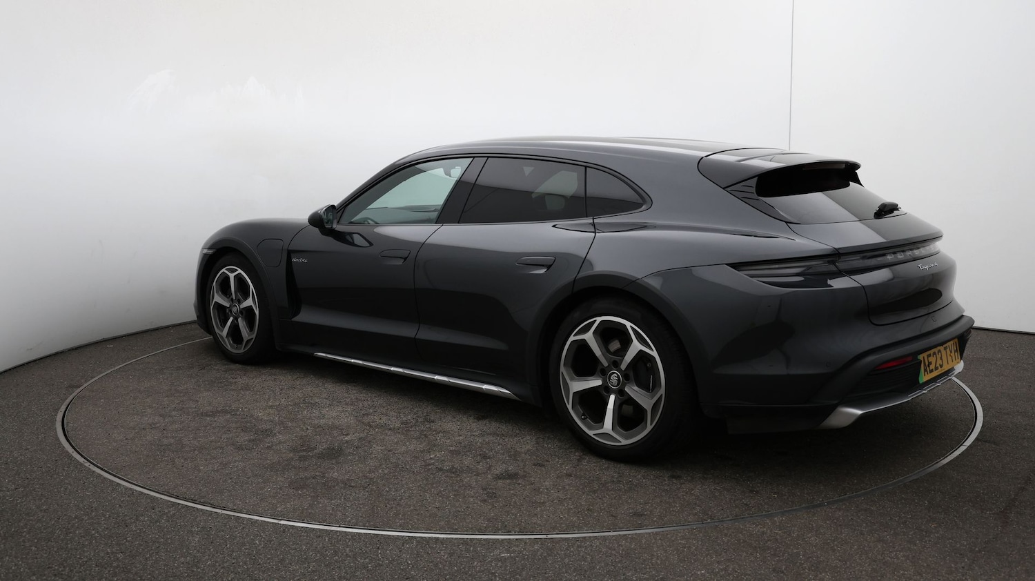 Used Porsche Taycan 2023 for sale - 76811480: Photo 55