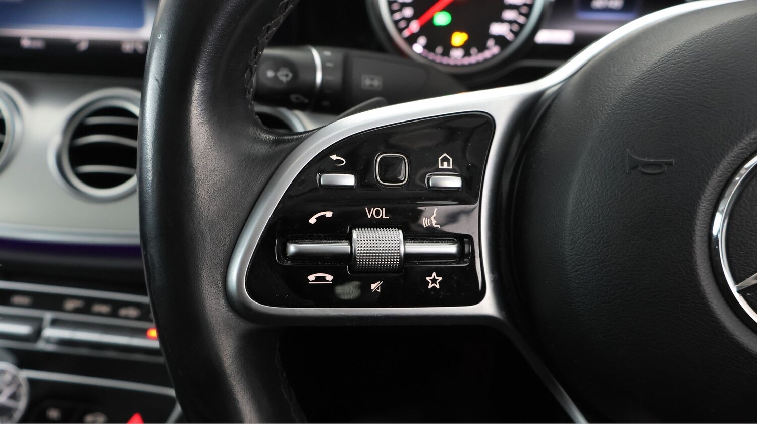 Used Mercedes-Benz E Class 2019 for sale - 78176290: Photo 25