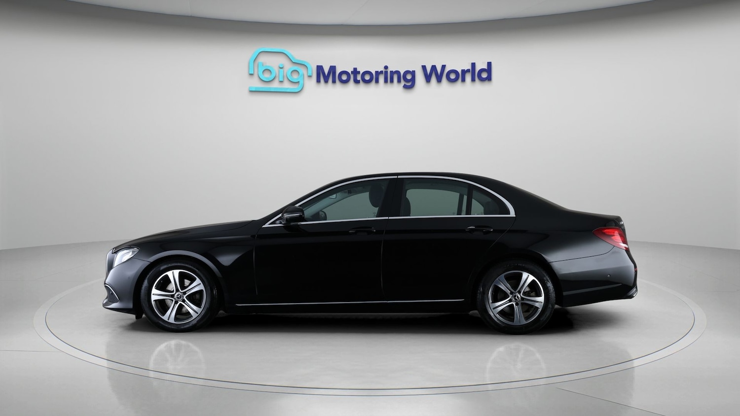 Used Mercedes-Benz E Class 2019 for sale - 78176290: Photo 4