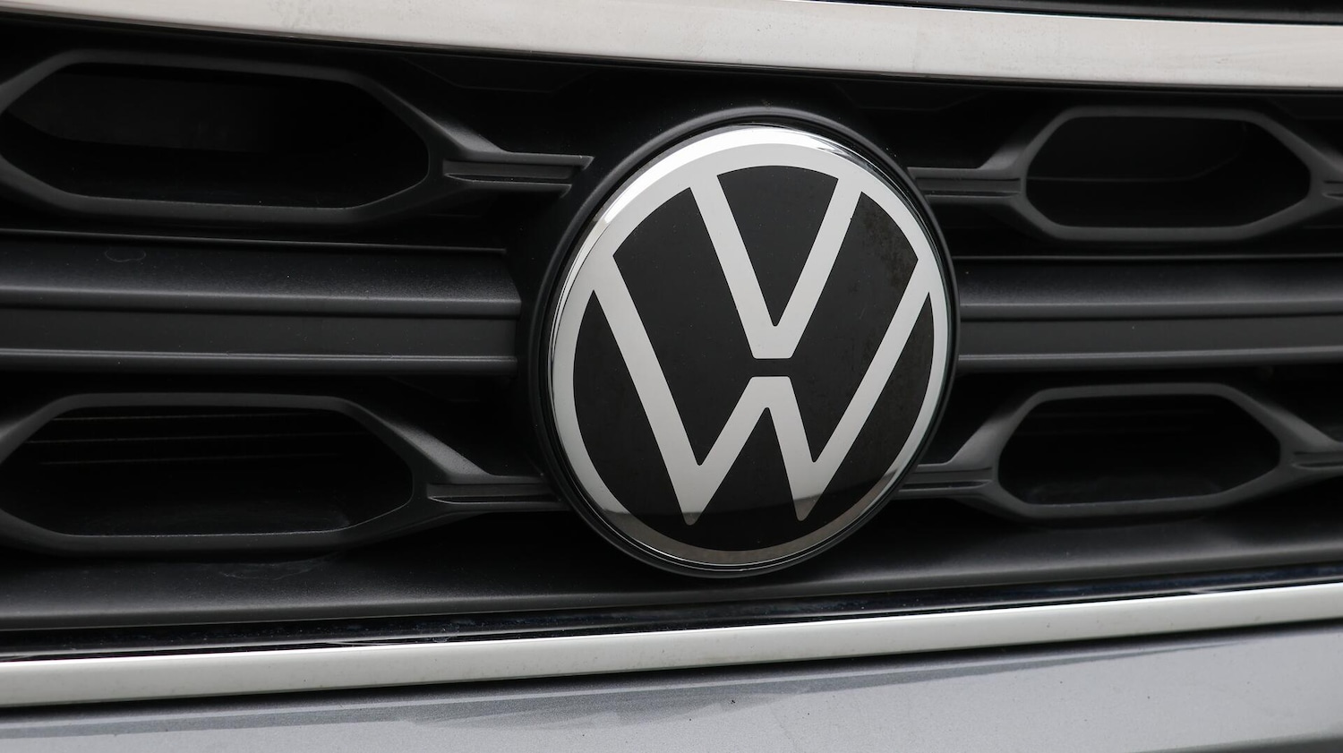 Used Volkswagen T-Roc 2023 for sale - 76433220: Photo 23