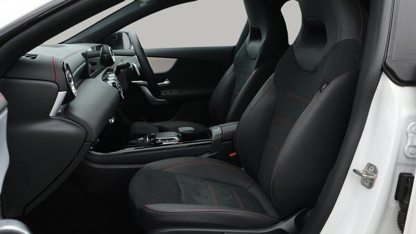 Used Mercedes-Benz CLA 2023 for sale - 76306823: Photo 15